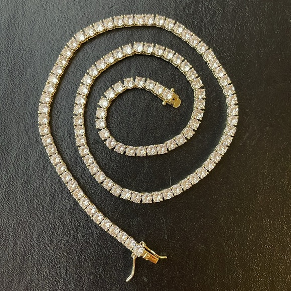 **SOLD** Bella Luce Tennis Necklace - Picture 1 of 7